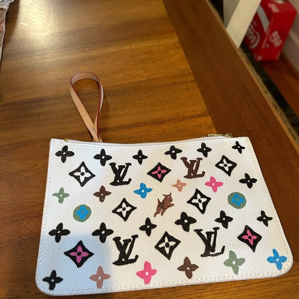 Copy Louis Vuitton Like New - Picture 5 of 6